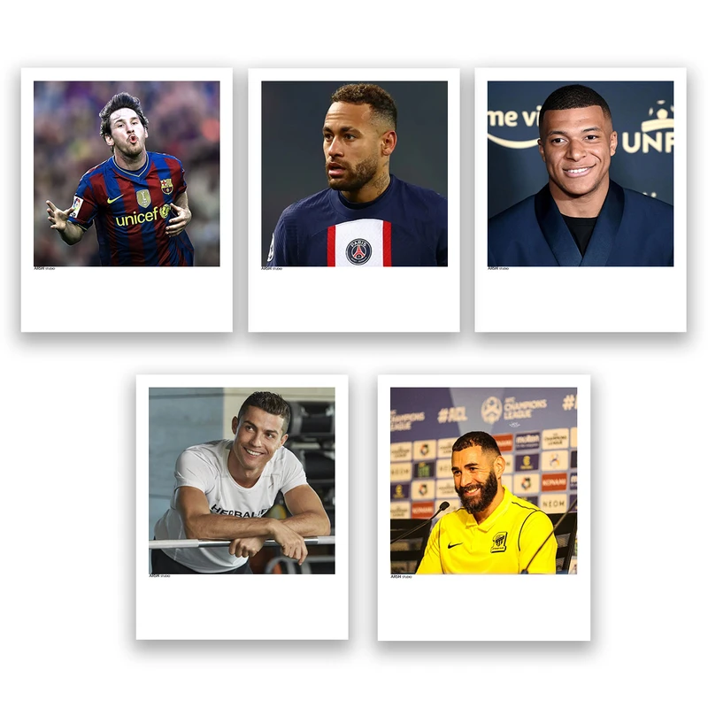 آویز تزیینی عرش مدل ورزشی فوتبالیست کد Asa528 مجموعه پنچ عددی