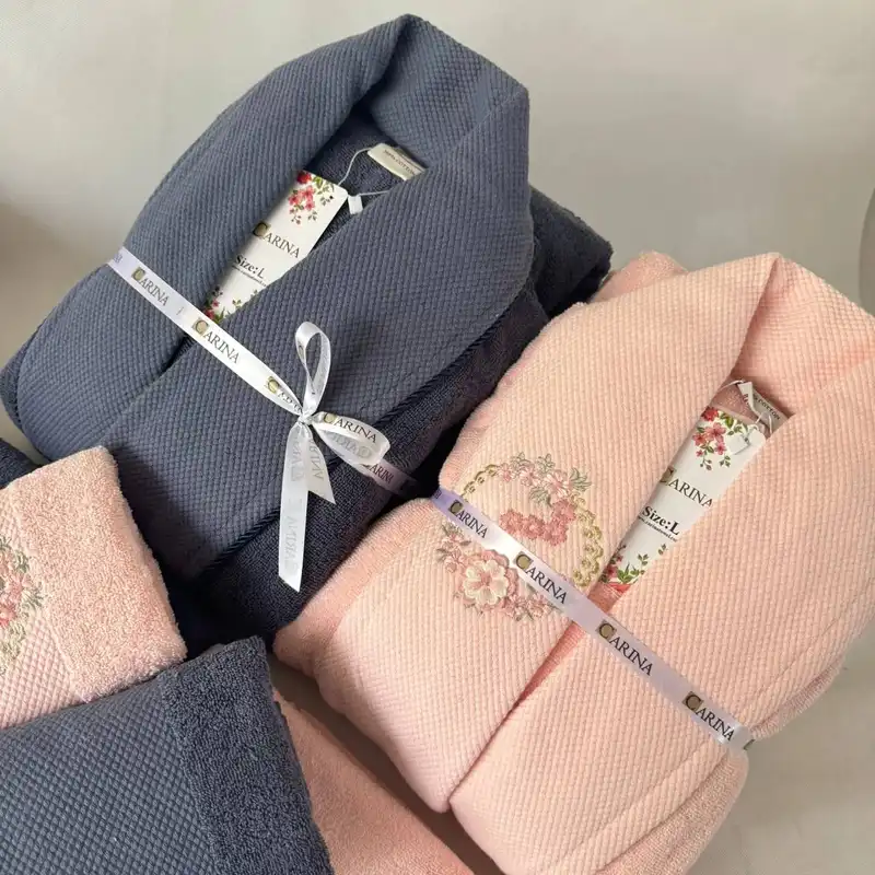 ست حوله عروس و داماد کارینا مدل گلتوس کد 02 مجموعه 8 عددی