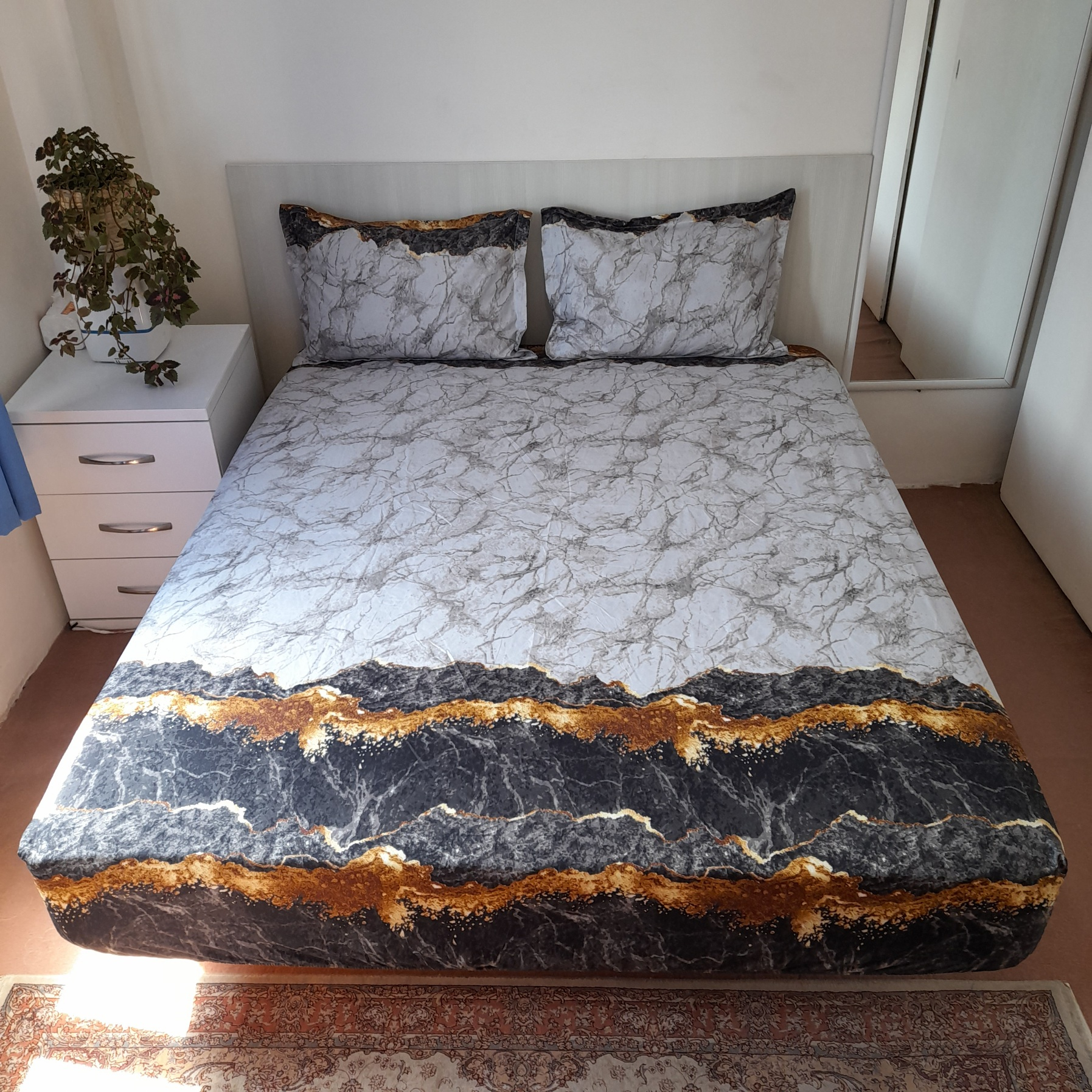 سرویس روتختی مدل آتشفشان niki010 کد 160 دو نفره چهار تکه