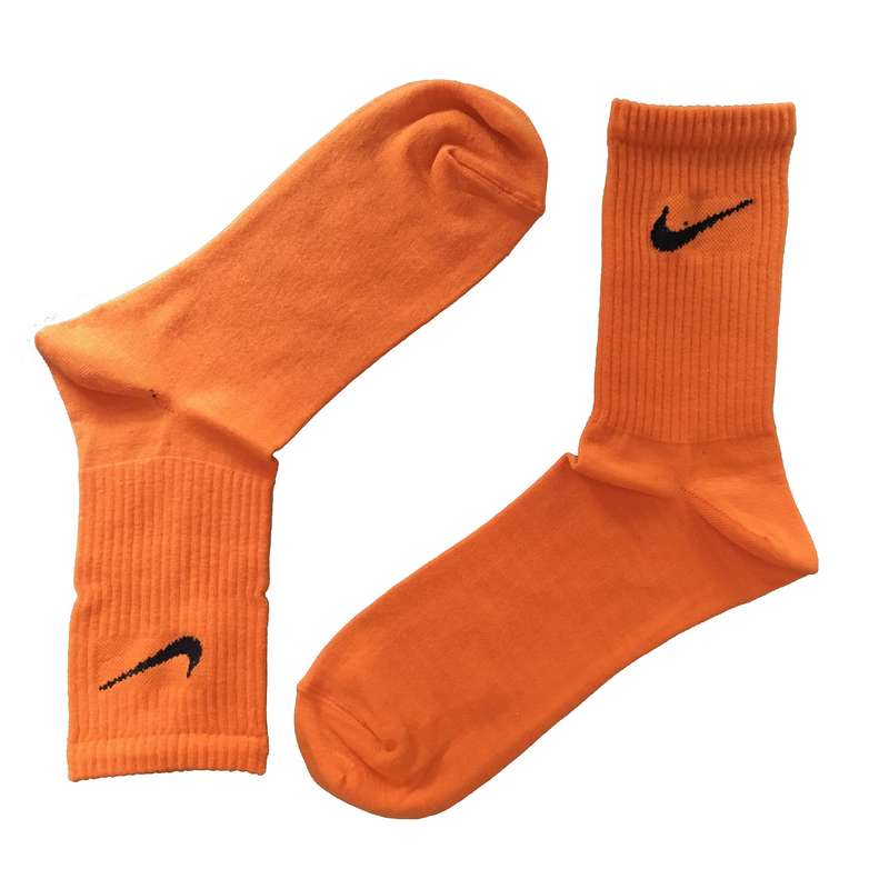 جوراب ورزشی مردانه مدل ساق بلند کشی کد NIK-NAR رنگ نارنجی