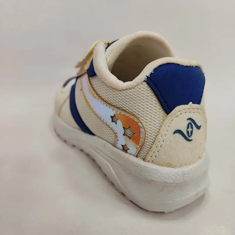 کفش مخصوص پیاده روی مدل 2026 x