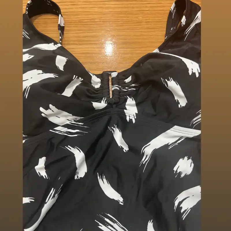 مایو زنانه برنو بنانی مدل New20