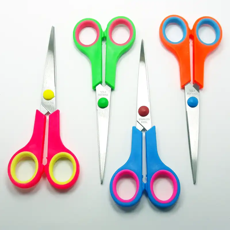 قیچی مدل ساده کد GH11Cent