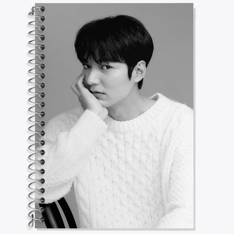 دفتر زبان 50 برگ خندالو مدل سه خط طرح لی مین هو Lee min ho کد 20897