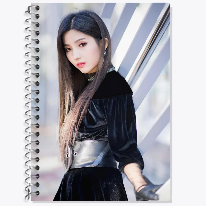 دفتر زبان 50 برگ خندالو مدل سه خط طرح سویون گروه جی آیدل کد 12417