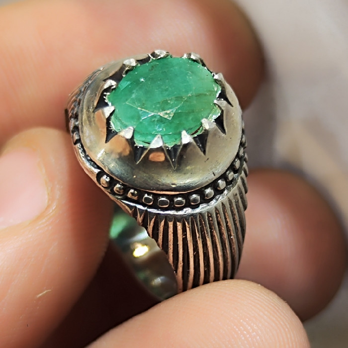 انگشتر نقره مردانه مدل سنگ زمرد آفریقایی کد ۳۲۰۰