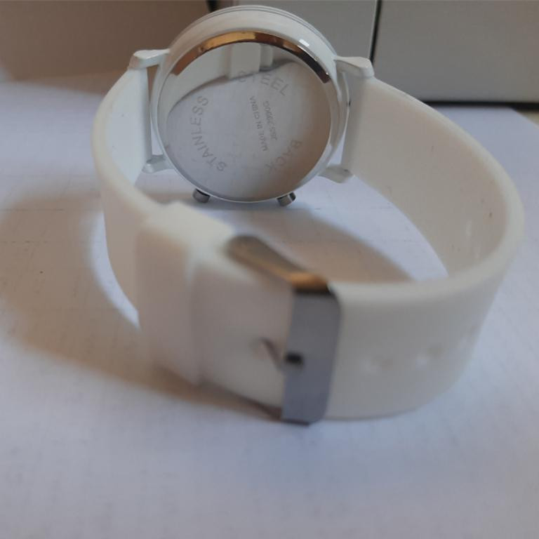 ساعت مچی دیجیتال دخترانه مدل 2990g-w