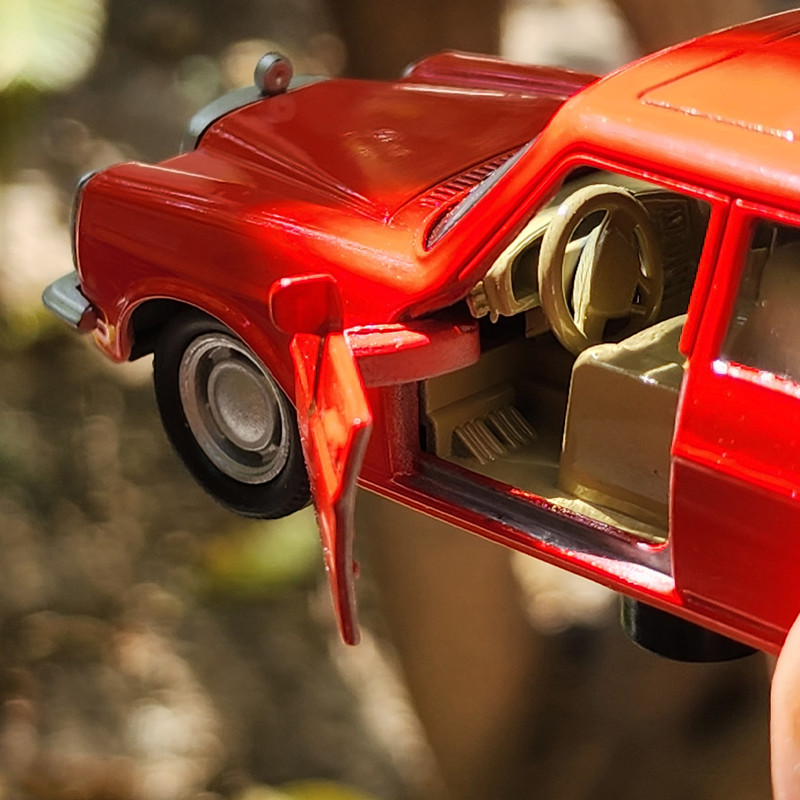 ماشین بازی ناب سل مدل فلزی درب بازی مرسدس BENZ 220