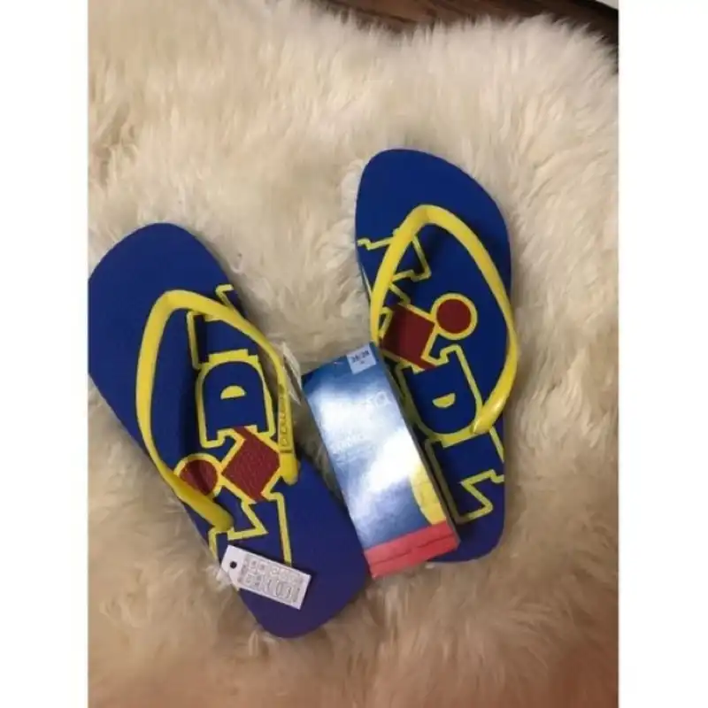 دمپایی لاانگشتی زنانه اسمارا مدل Li20224