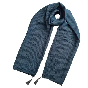 شال زنانه مدل نخی ساده پلیسه منگوله دار کد 133