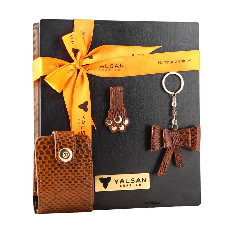 ست هدیه زنانه چرم یلسان مدل مانا کد ARS-HSG-MRV-as-105