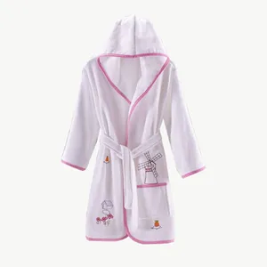 حوله پالتویی کودک طرح خرگوش سایز 50