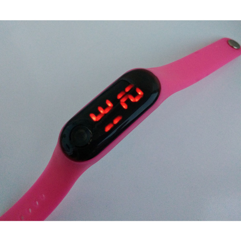 ساعت مچی دیجیتال مدل LED کپسولی کد 111