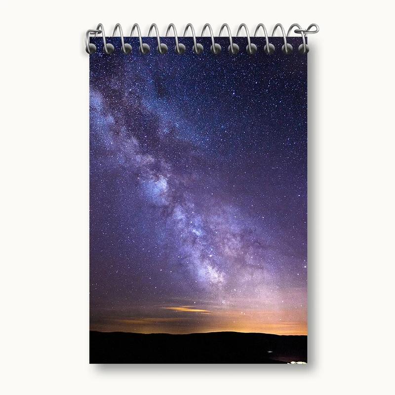 دفتر یادداشت 50 برگ خندالو مدل کهکشان کد F265