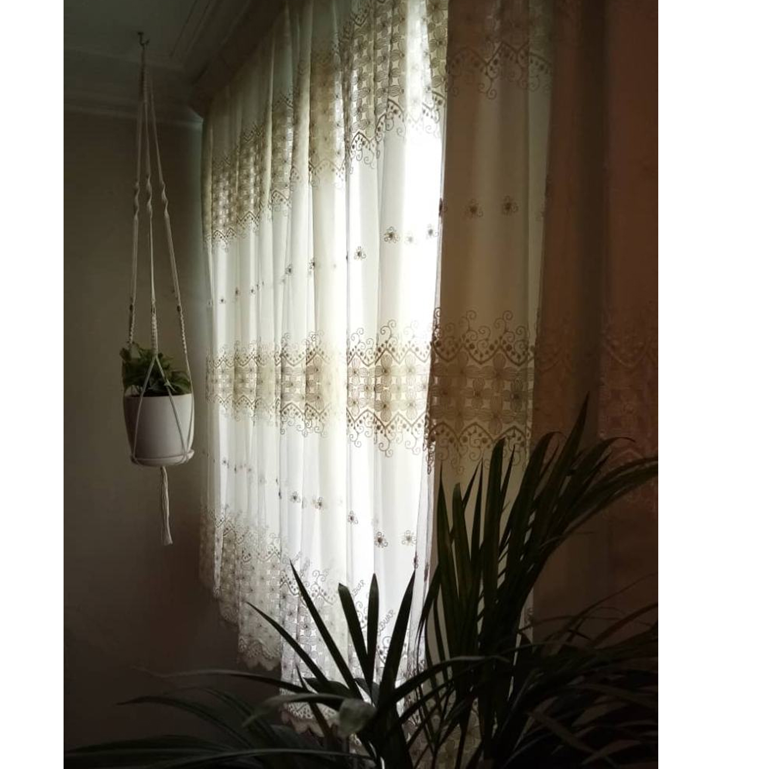 آویز گلدان بافتنی هنریسان مدل D01