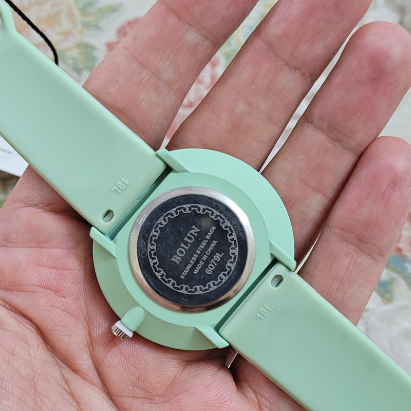 ساعت مچی عقربه ای زنانه بولن مدل بند پیو کد 03