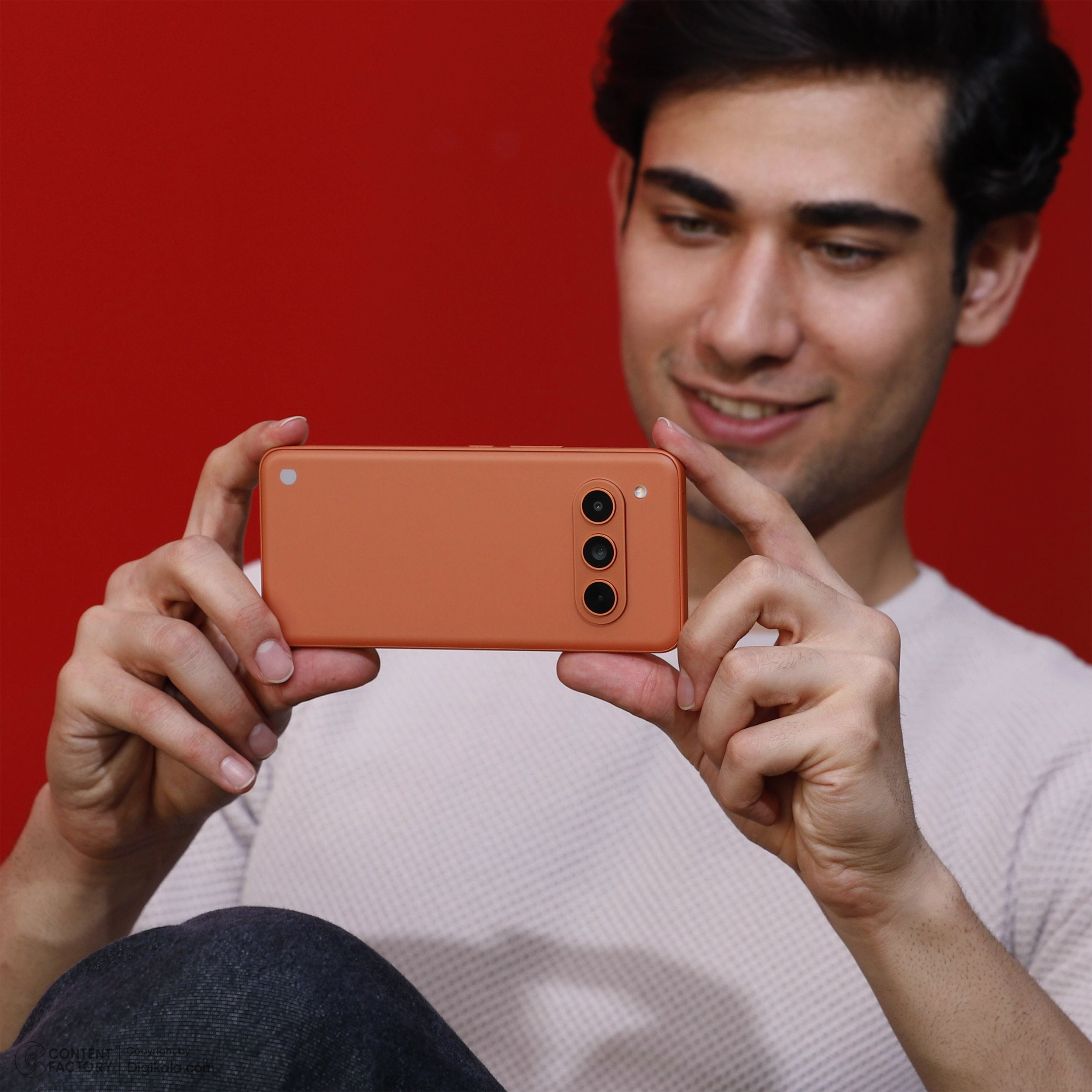 گوشی موبایل داریا مدل bond II Lite دو سیم کارت ظرفیت 256 گیگابایت و رم 8 گیگابایت