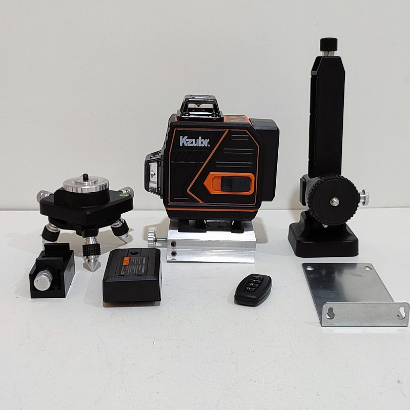 تراز لیزری زوبر مدل KLL_G16_TQ