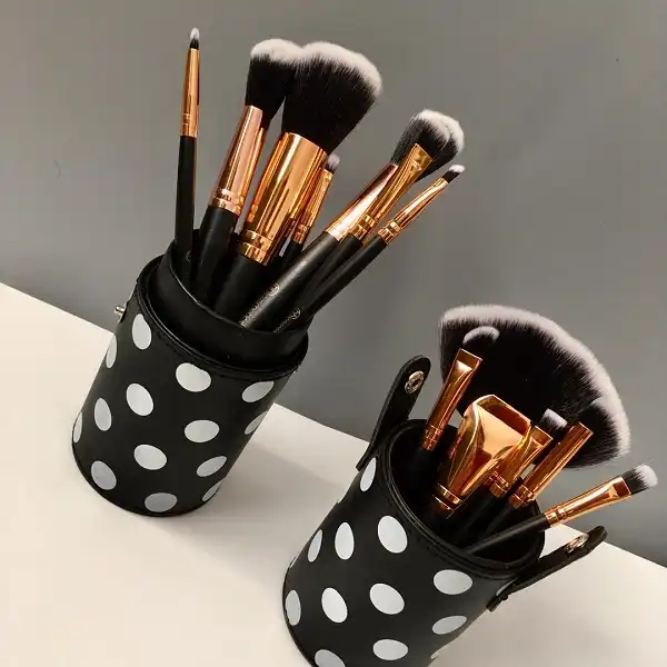 ست برس آرایشی مدل 102 مجموعه 12 عددی