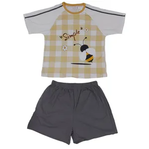 ست تی شرت آستین کوتاه و شلوارک زنانه مدل زنبور