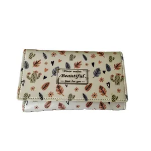 کیف پول زنانه مدل beautiful طرح برگ