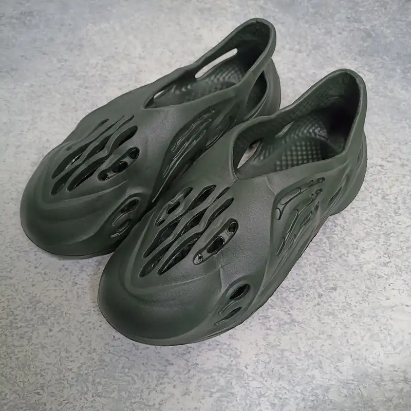 کفش ساحلی پاپا مدل یزی فوم فضایی کد 1399-DGN