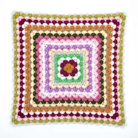 رومیزی بافتنی طرح گلدیس مدل مربعی