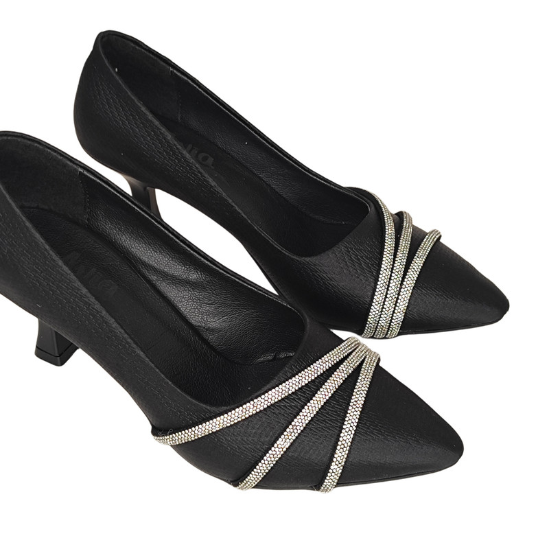 کفش زنانه مدل نگین دار سه خط 39