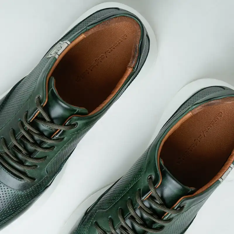 کفش روزمره مردانه چرم آرا مدل Daniel رنگ سبز