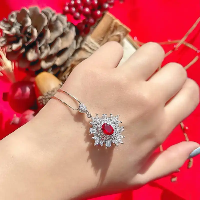 گردنبند نقره زنانه مدل سلطنتی یاقوت سرخ BARF 05