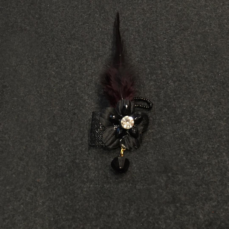 گل سینه زنانه کد Ki 7446-18 گل سینه زنانه کد Ki 7446-18