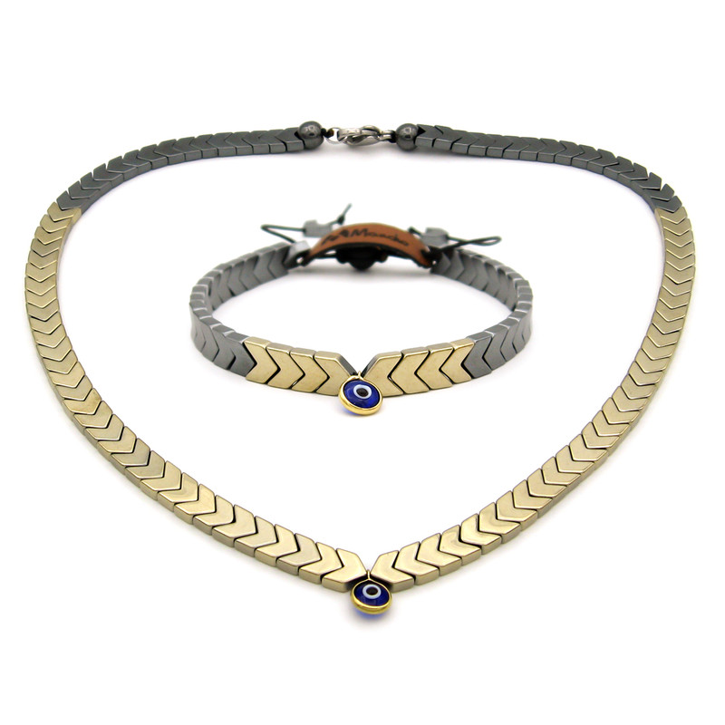 نیم ست طلا 18 عیار زنانه مانچو مدل smg025n نیم ست طلا 18 عیار زنانه مانچو مدل smg025n