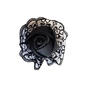  گل سینه زنانه سریر حجاب مدل گل رز 3