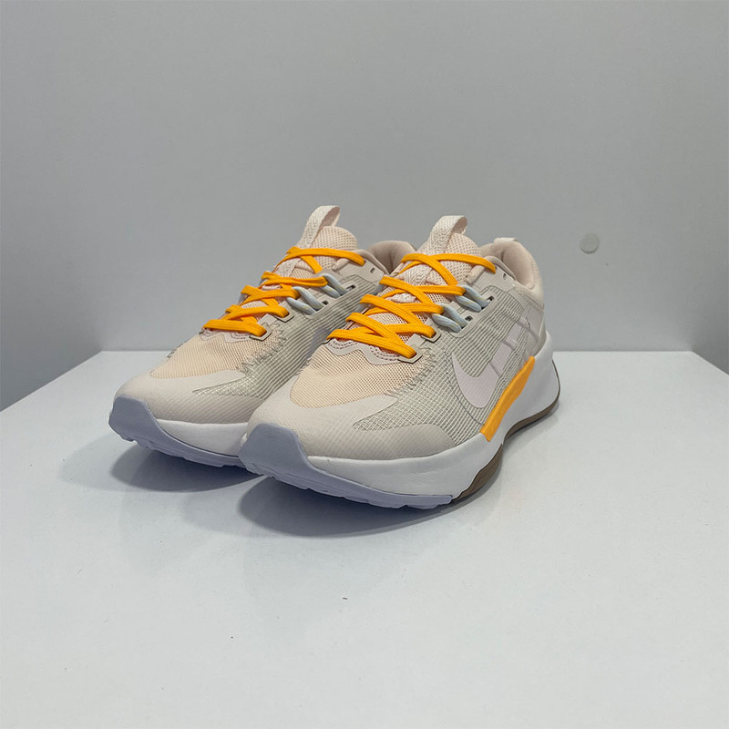 کفش پیاده روی مدل تریل 2014