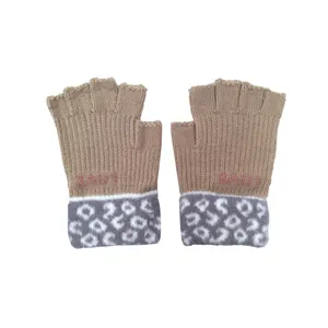 دستکش نیم انگشتی زنانه طرح LOVE کد 1528