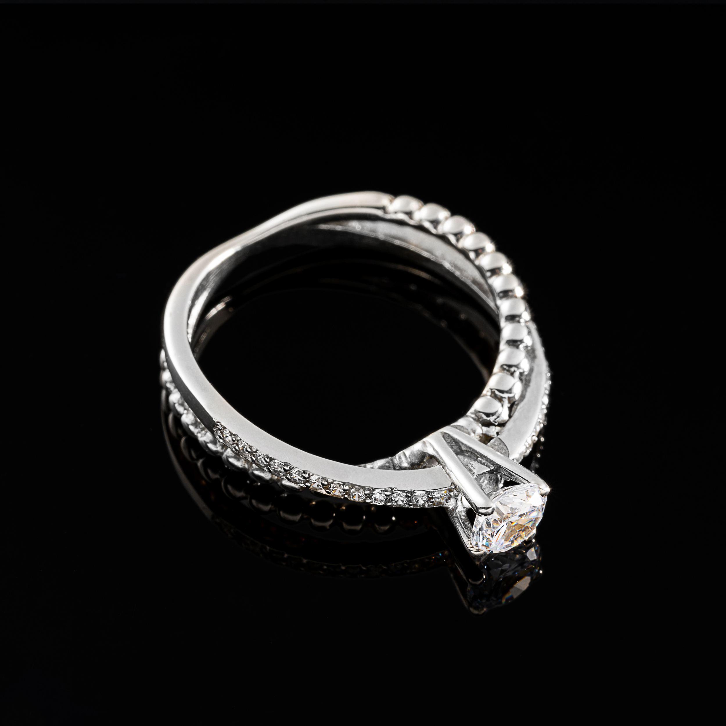 انگشتر طلا 18 عیار زنانه جواهری سون مدل 2102