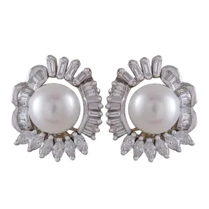 گوشواره طلا 18 عیار زنانه جواهری گاندی مدل 29261