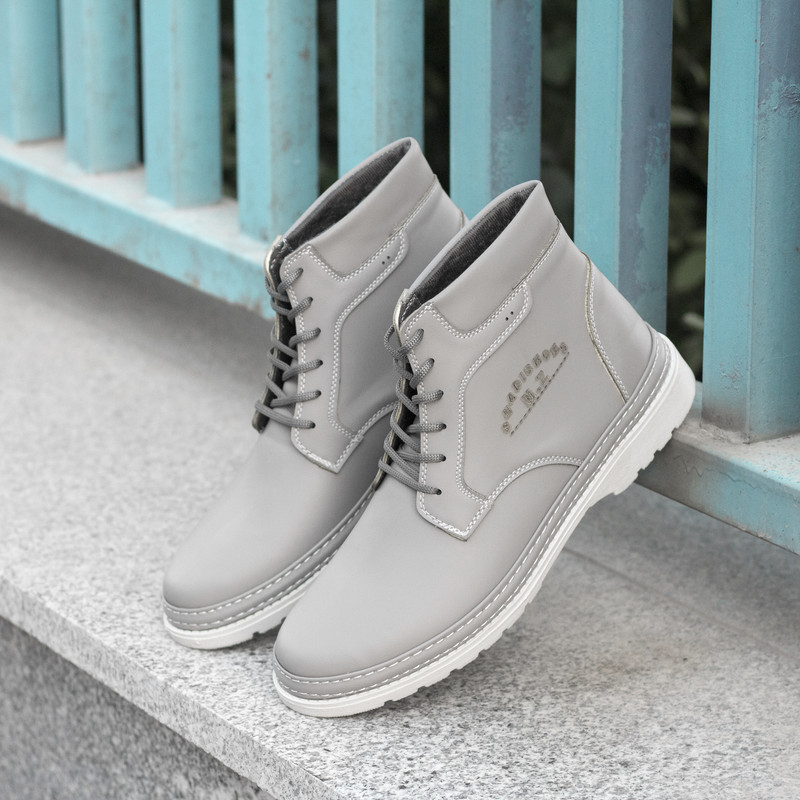 نیم بوت مردانه مدل دژاوو رنگ طوسی