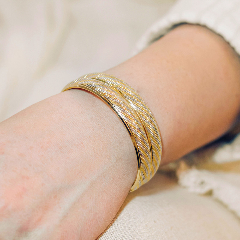 النگو طلا 18 عیار زنانه مدل آوا الماسه سایز 1 النگو طلا 18 عیار زنانه مدل آوا الماسه سایز 1