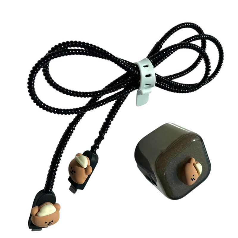 محافظ کابل طرح فانتزی  مدل Chip به همراه محافظ شارژر دیواری مجموعه 5عددی