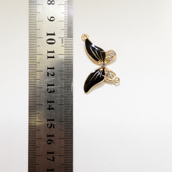 آویز گردنبند دخترانه مدل پروانه کد AG 561