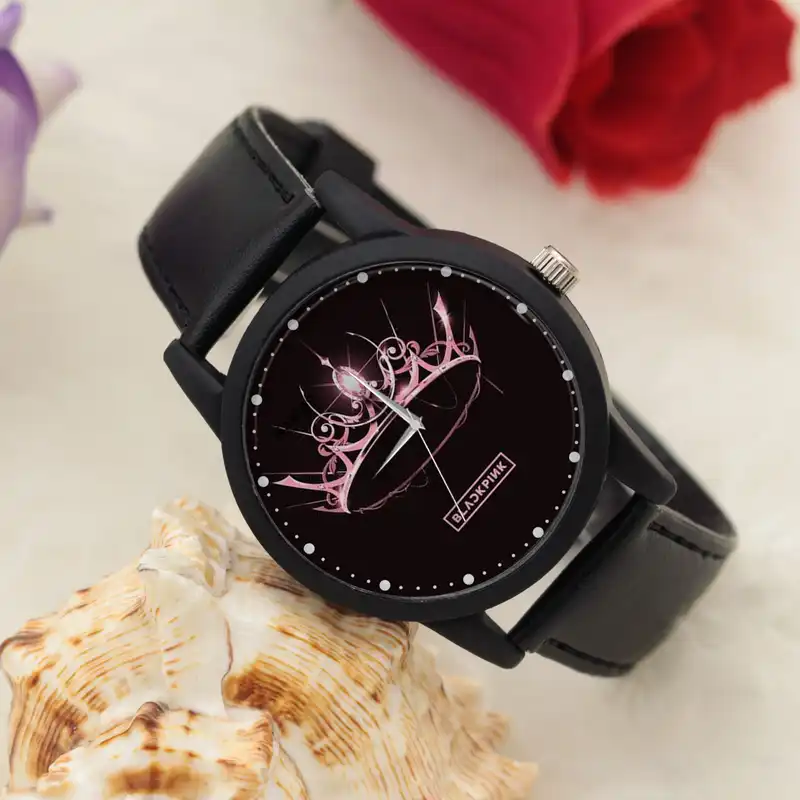 ساعت مچی عقربه ای ناکسیگو مدل شخصیت های بلک پینک کد LF14350