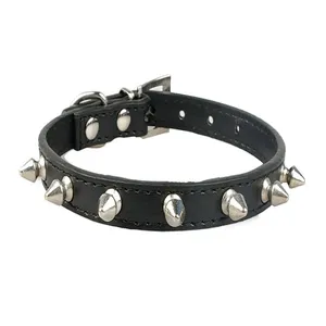   قلاده گردنی سگ و گربه مدل چرمی Studded-BLA