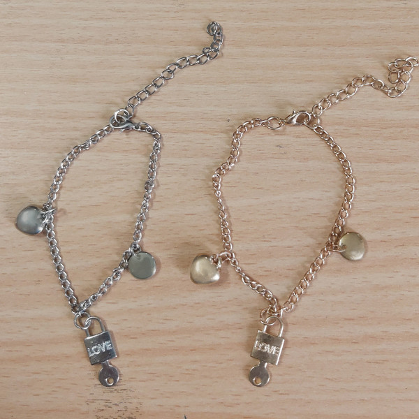 پابند زنانه طرح قفل و کلید کد FCK 01 پابند زنانه طرح قفل و کلید کد FCK 01