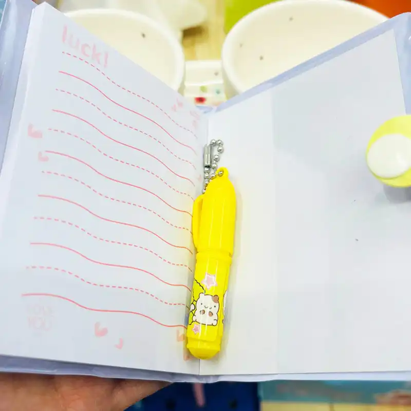 دفترچه یادداشت 60 برگ مدل پم پم پورین به همراه خودکار