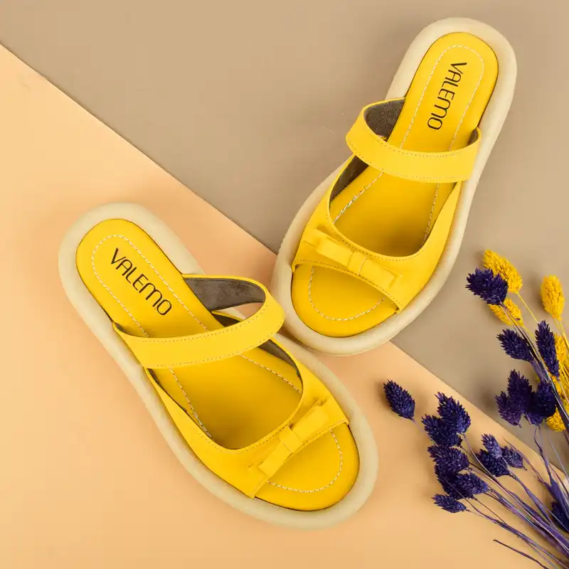 صندل زنانه والمو مدل ایردری کد YW.2940