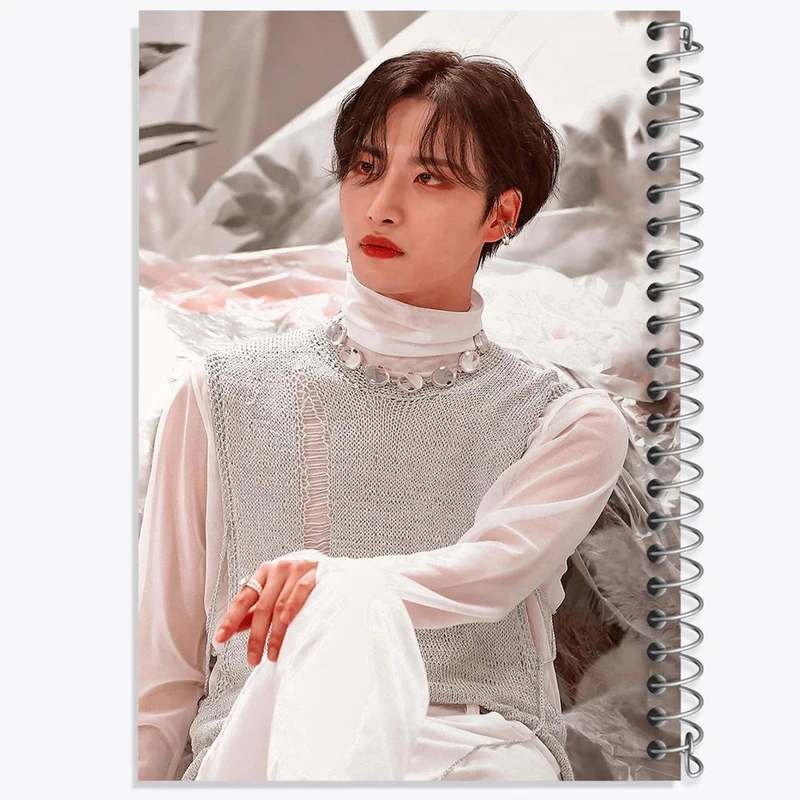 دفتر ژورنال نویسی 50 برگ خندالو مدل نقطه ای طرح سونگهوا گروه ایتیز ATEEZ کد 12309