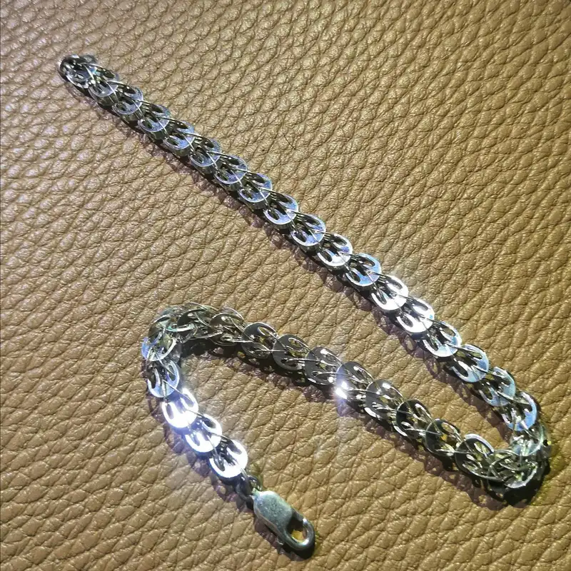 دستبند نقره زنانه مدل رویا D001