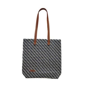 کیف رودوشی زنانه مدل توت بگ طرح سوزن دوزی