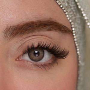 لنز چشم هرا مدل 15 فصلی کد AQYA320 رنگ عسلی طوسی دور دار